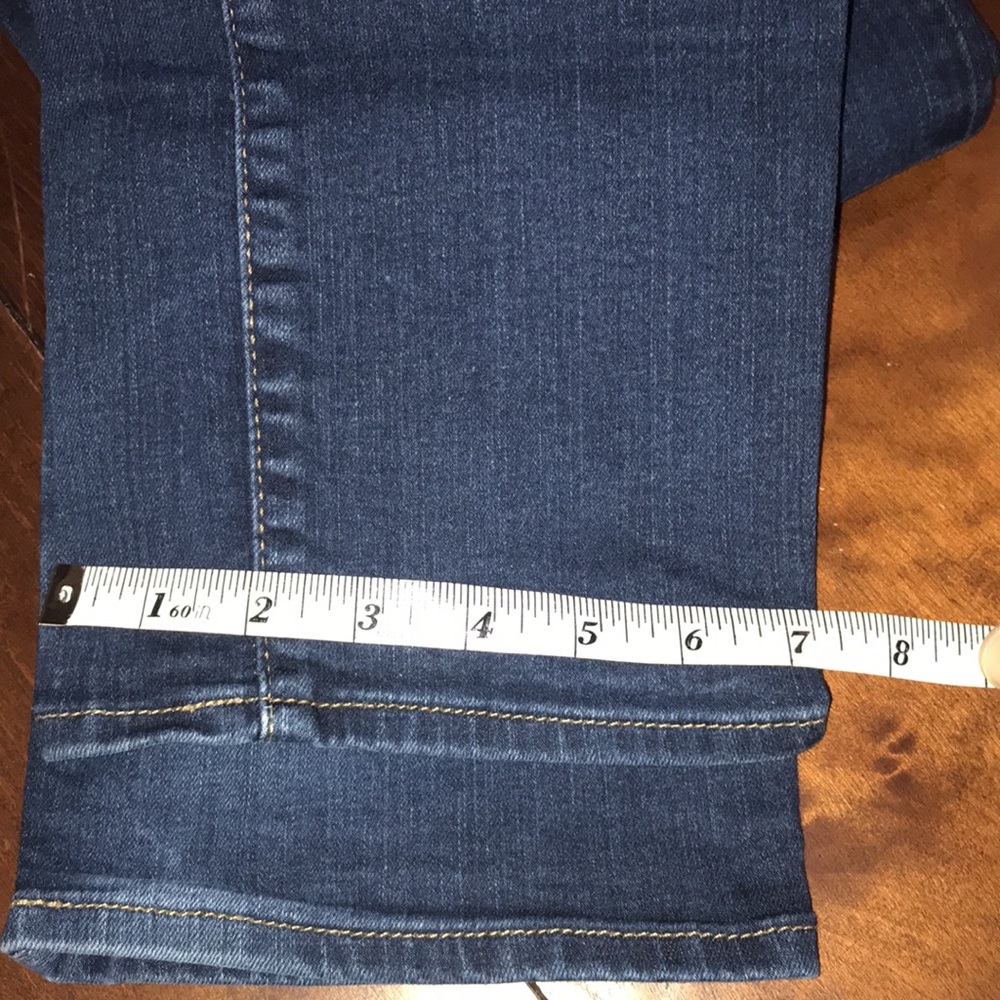 Eddie Bauer Women’s Jeans 12L Truly Straight Leg Dark Denim Wash - Picture 11 of 13